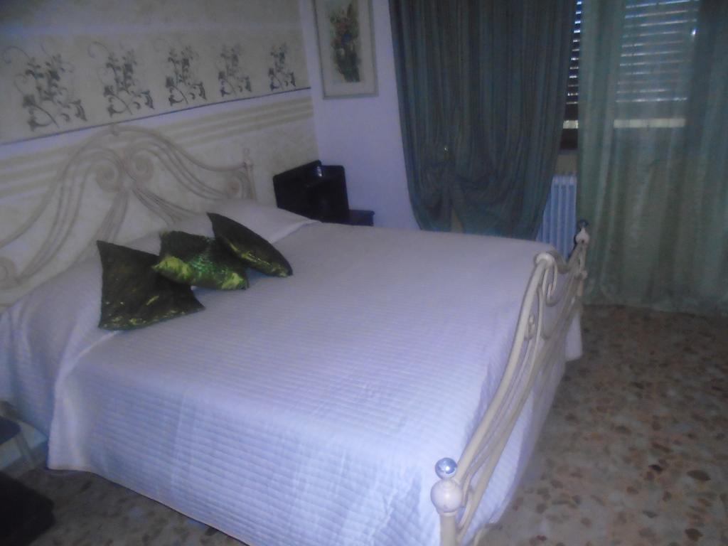 Tropical Bed&Breakfast Лука Екстериор снимка