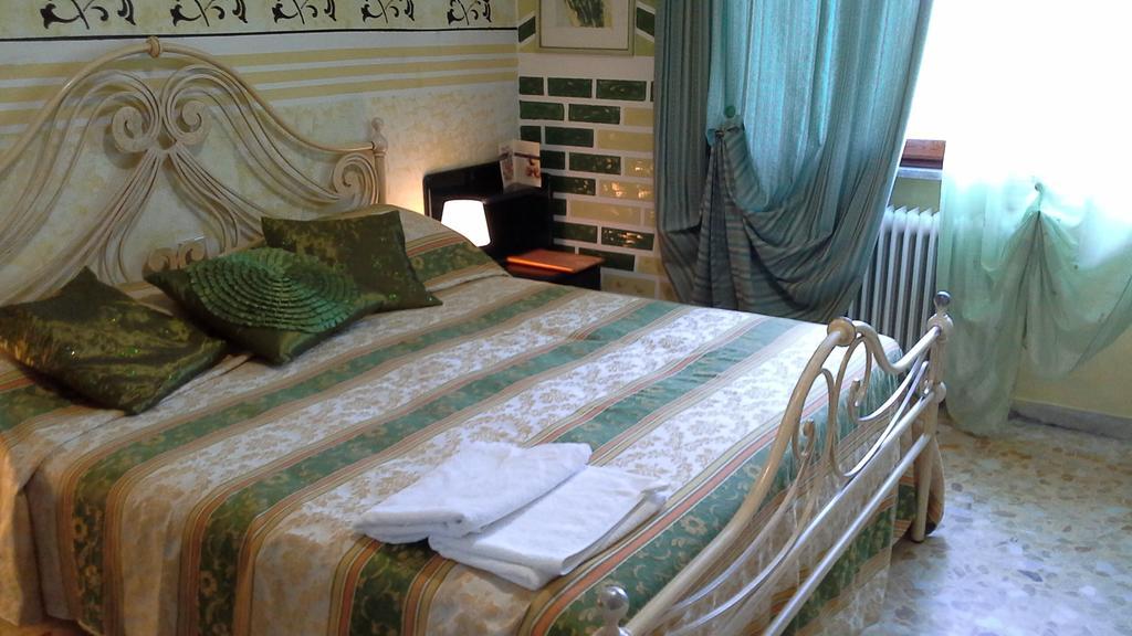 Tropical Bed&Breakfast Лука Екстериор снимка