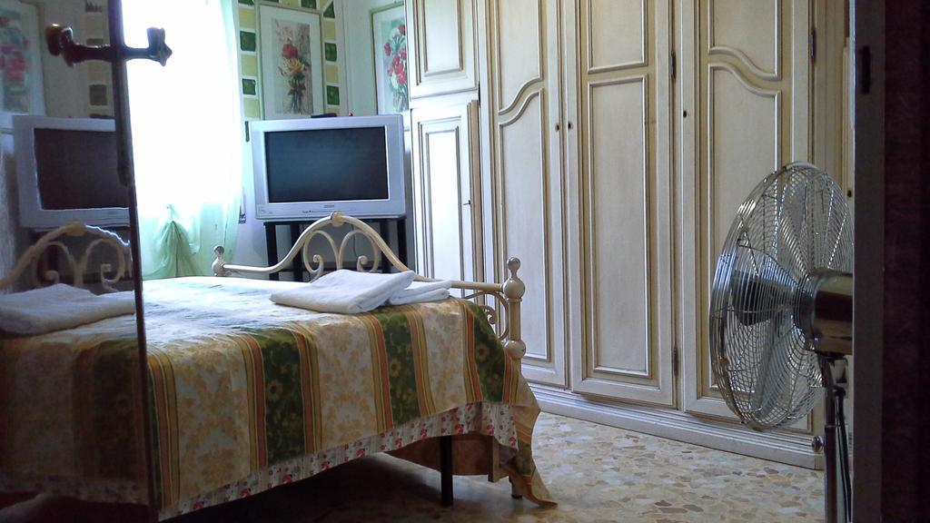 Tropical Bed&Breakfast Лука Екстериор снимка